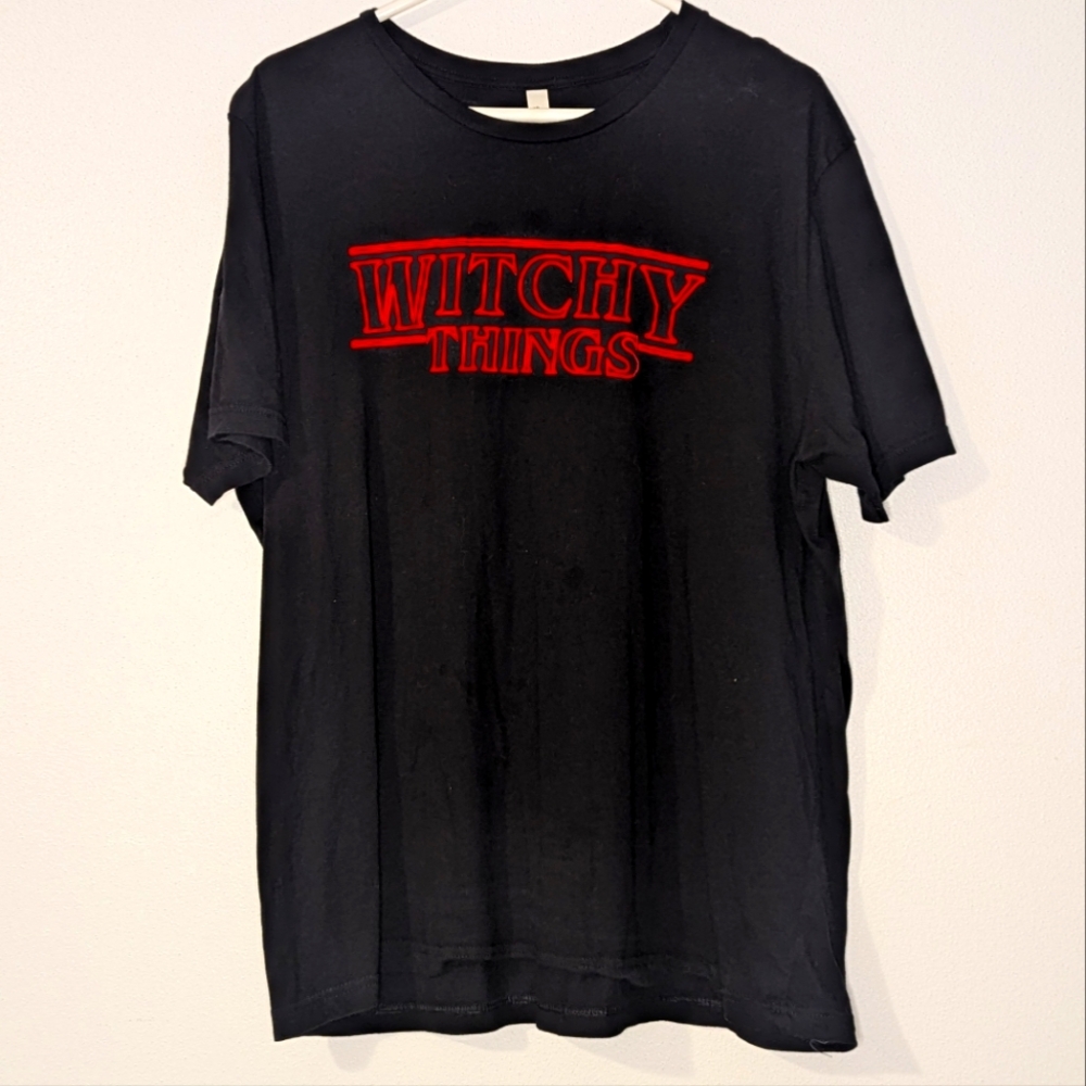 Witchwood Bags "Witchy Things" stranger things tee 2XL